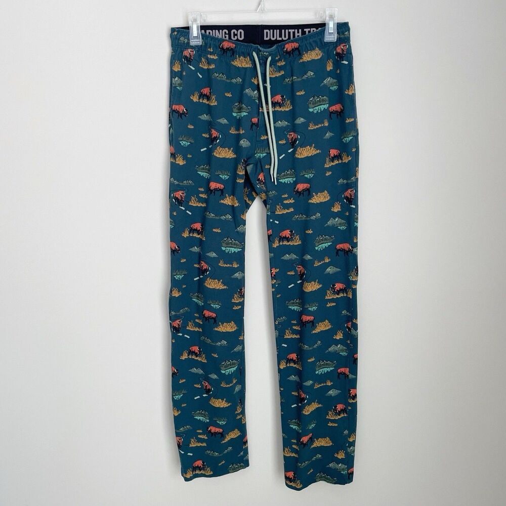 Duluth Trading Co Size M 32" Inseam Pajama Pants Camp Hike Wilderness Bison